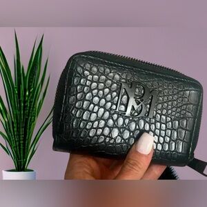 NWOT Badgley Mischka Croc Black Colored Wallet